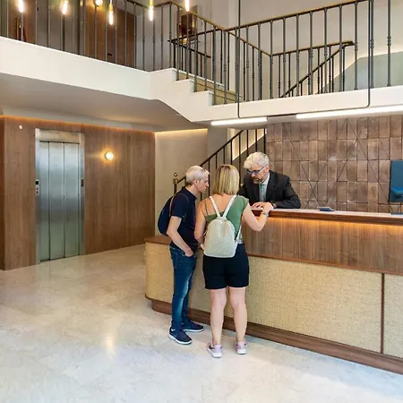 칼레도니안 3* 바르셀로나