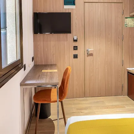 칼레도니안 3* 바르셀로나