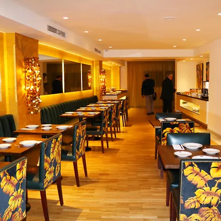 Hotel Caledonian