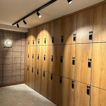 호텔 칼레도니안 3*