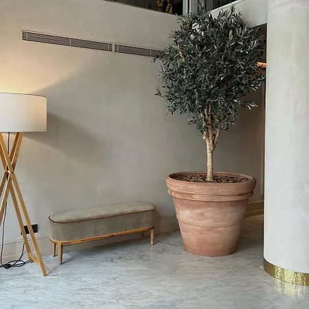 칼레도니안 3* 바르셀로나