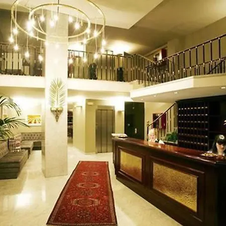 칼레도니안 3* 바르셀로나