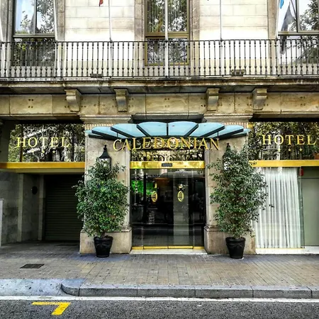 칼레도니안 호텔