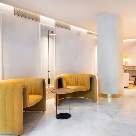 호텔 칼레도니안 3*