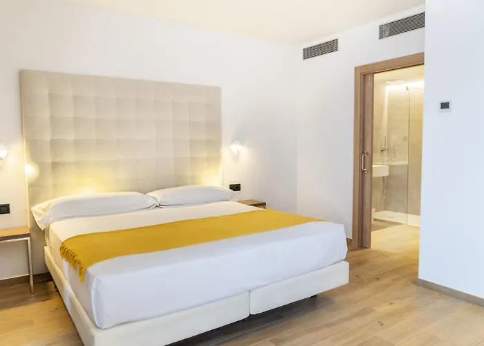 卡利多尼安酒店 酒店