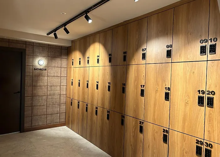 酒店 卡利多尼安酒店 3*