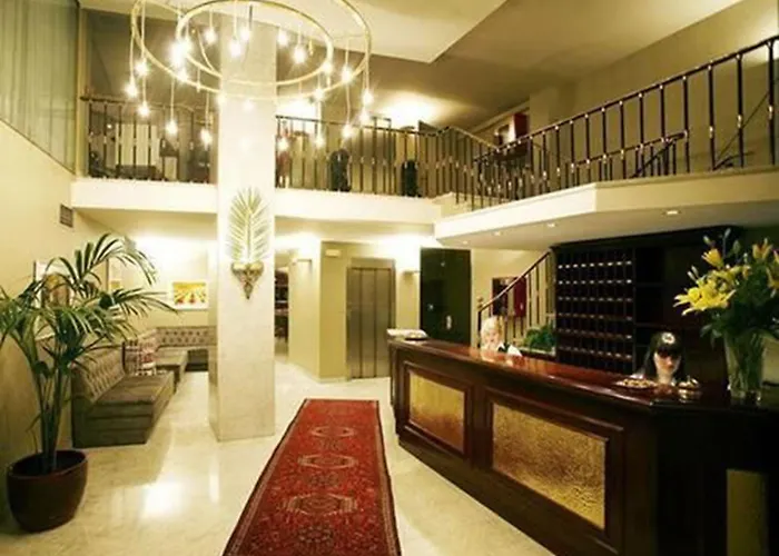 卡利多尼安酒店 3* 巴塞罗那