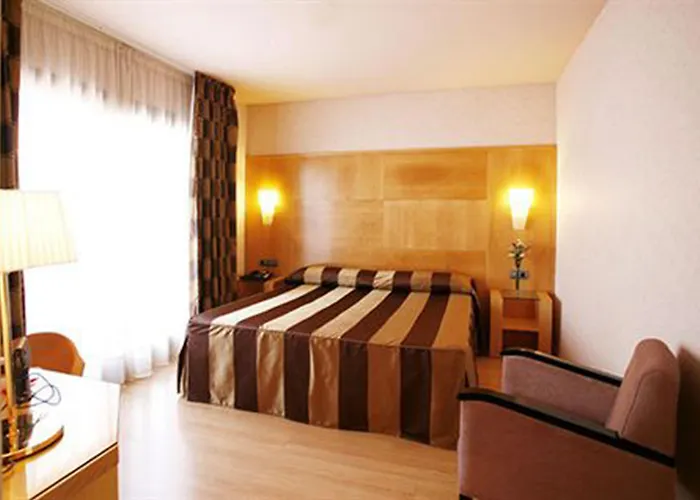 卡利多尼安酒店 酒店