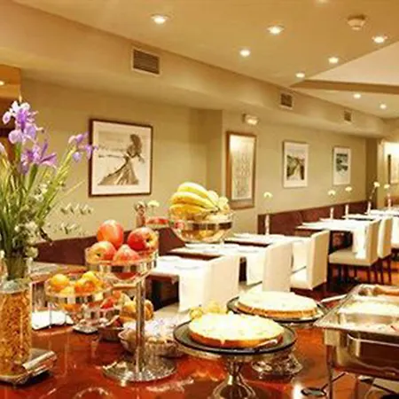 Hotel Caledonian